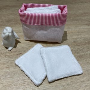 Mini corbeille à rayures roses et 6 lingettes réutilisables blanches